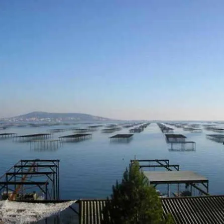 Confortable Avec Terrasse, Acces Direct Et Parking Prive - Fr-1-326-506